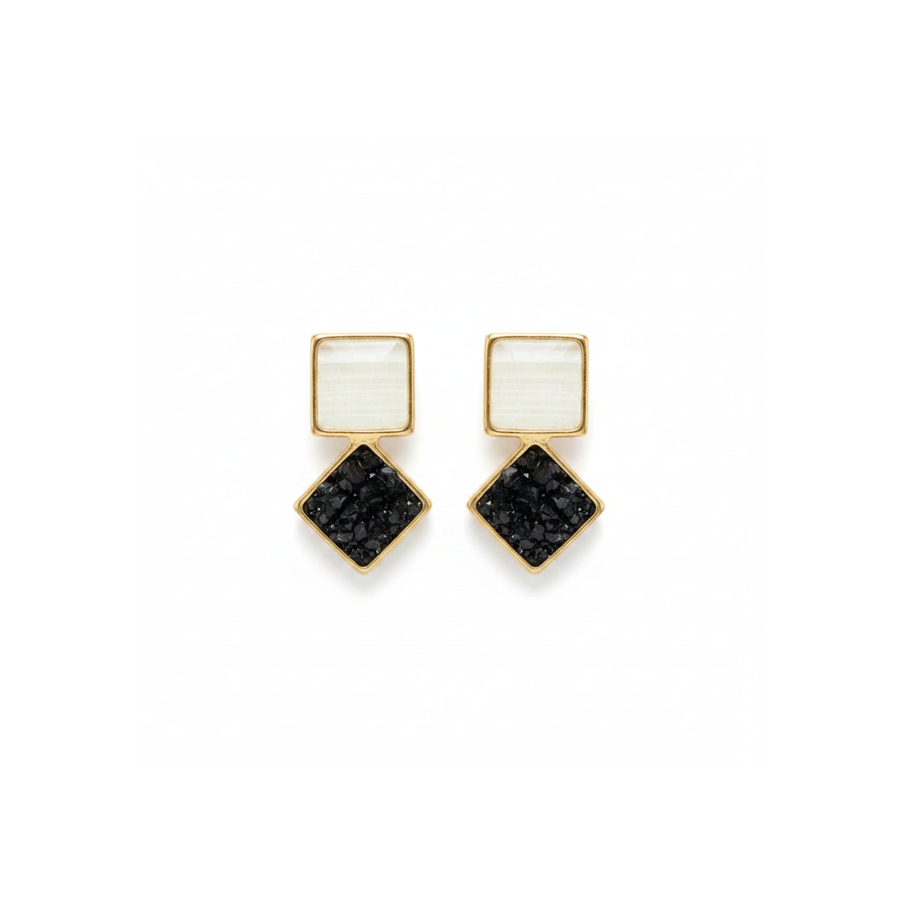 Aros Cuadrado Rombo Onix Enchapados en Oro de 18k