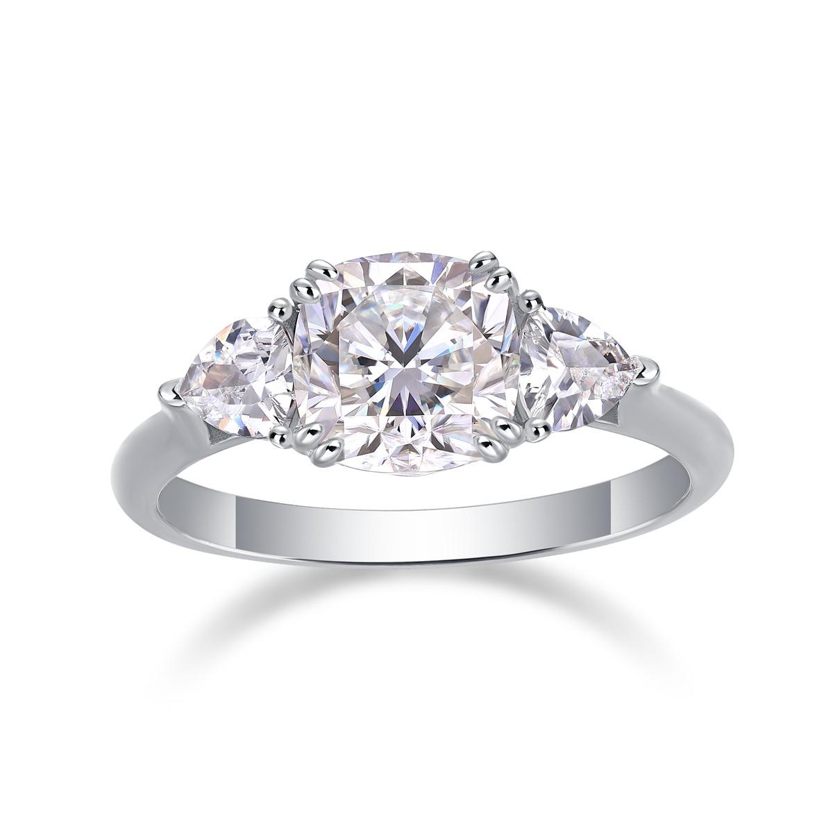 Anillo Trilogía de Moissanita en Plata 925