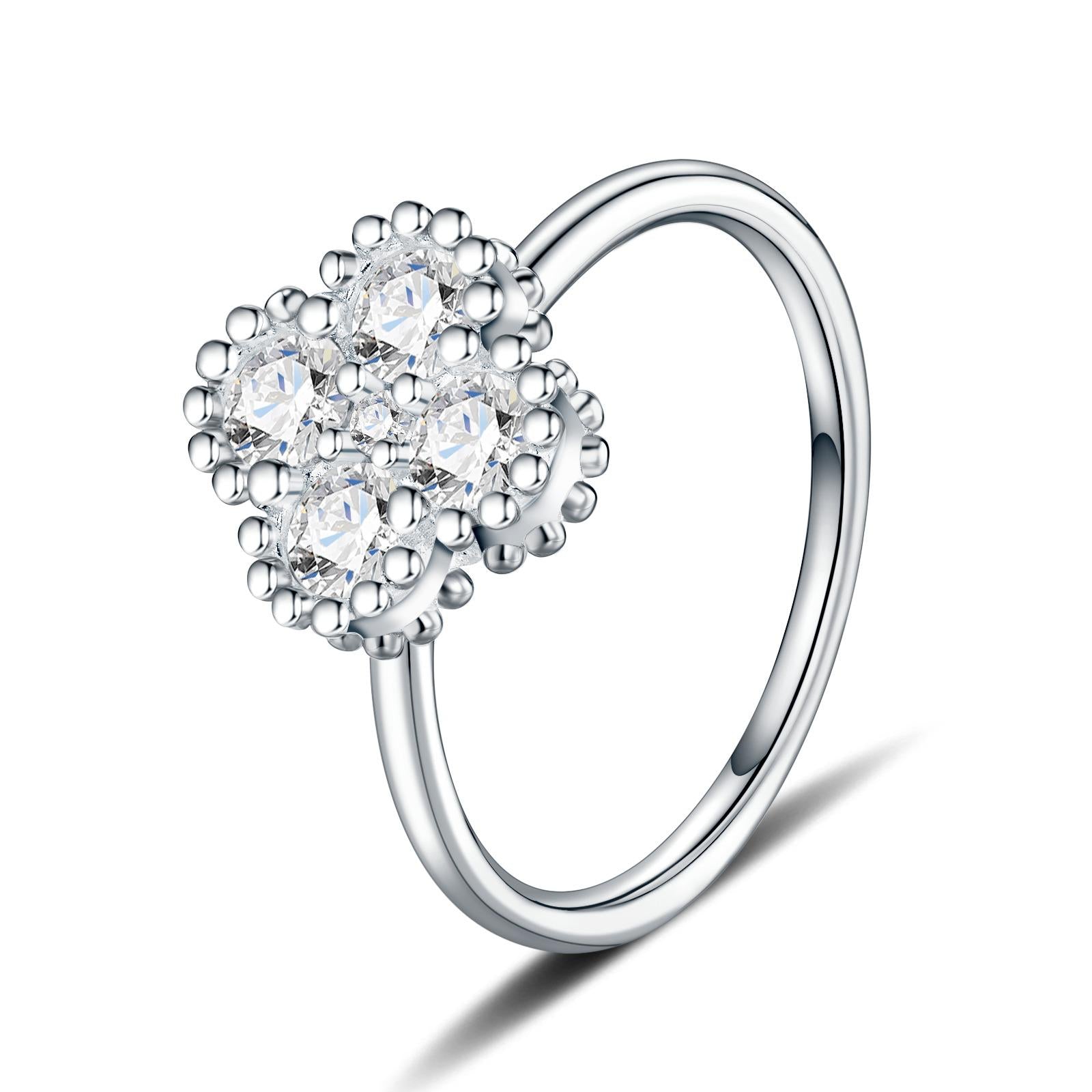 Anillo Flor de Moissanita en Plata 925