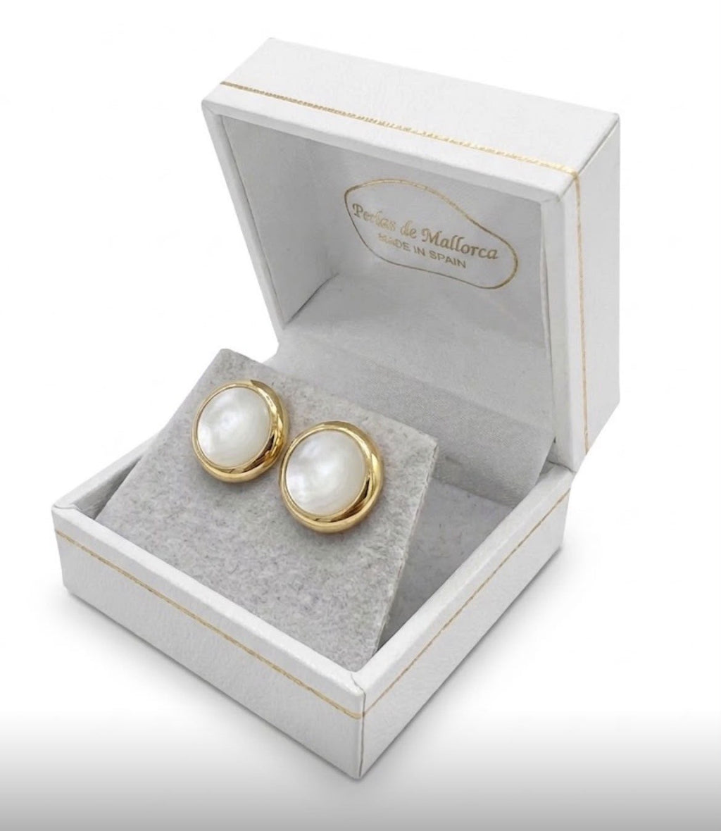 Aros Círculos de Nácar  Enchapado en Oro 18K OP