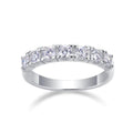 Anillo Media Alianza de Moissanita en Plata 925