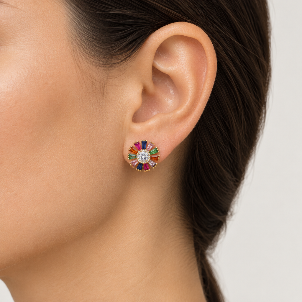 Aros Flor Radiante con Halo Enchapados en Oro 11mm