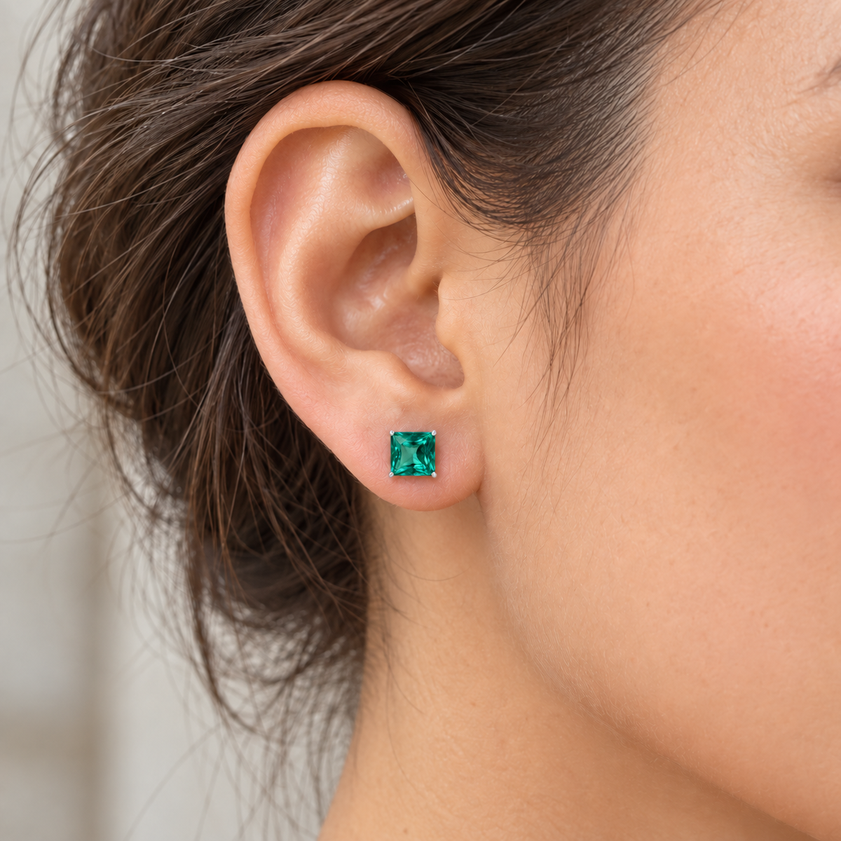 Aros Cuadrados con Piedra Facetada de Plata 925