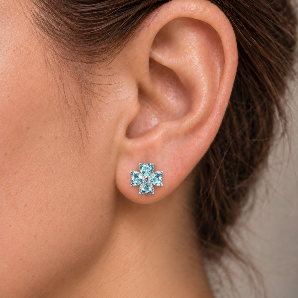 Aros Flor con Pétalos de Corazón de Plata 925