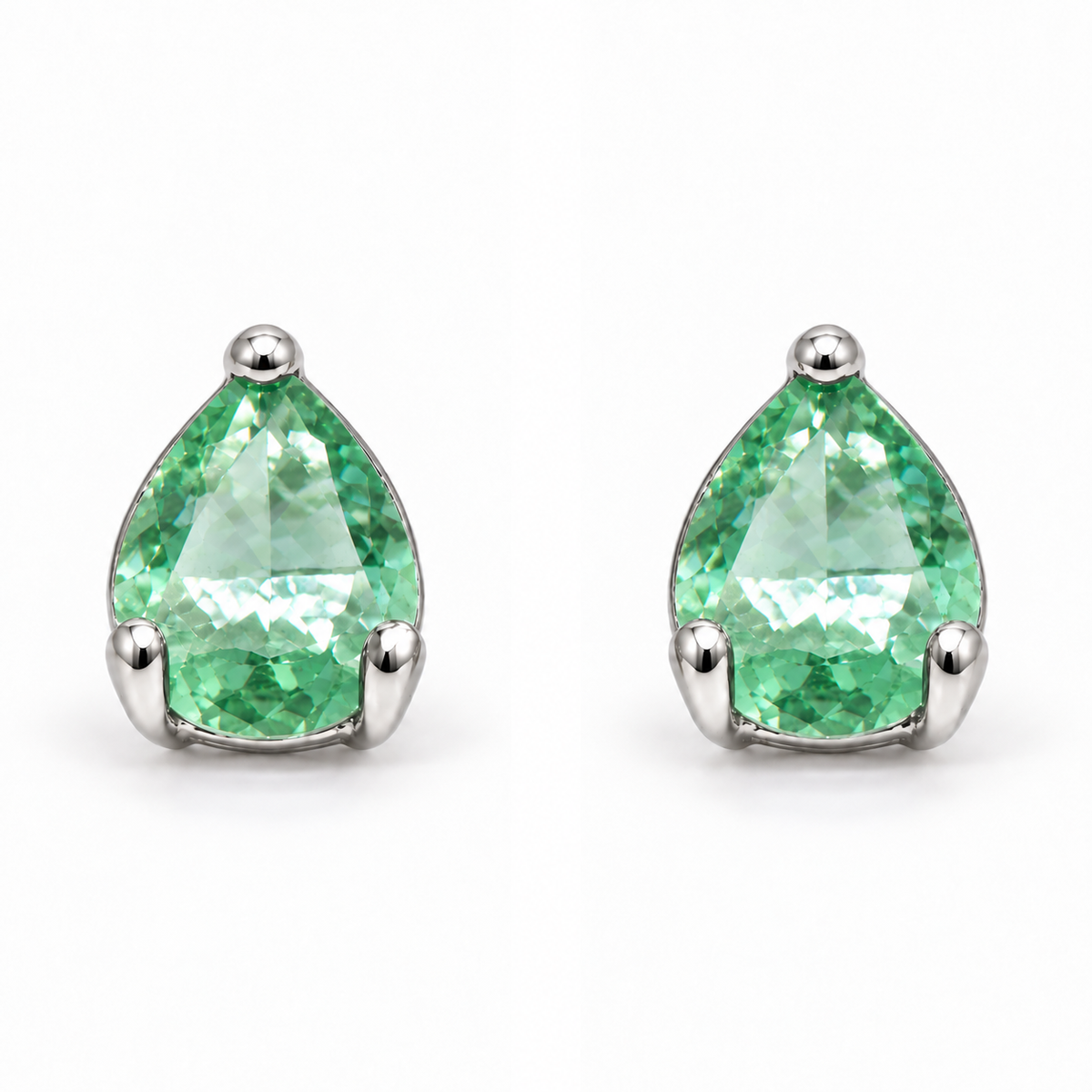 Aros Gota con Piedra Facetada de Plata 925