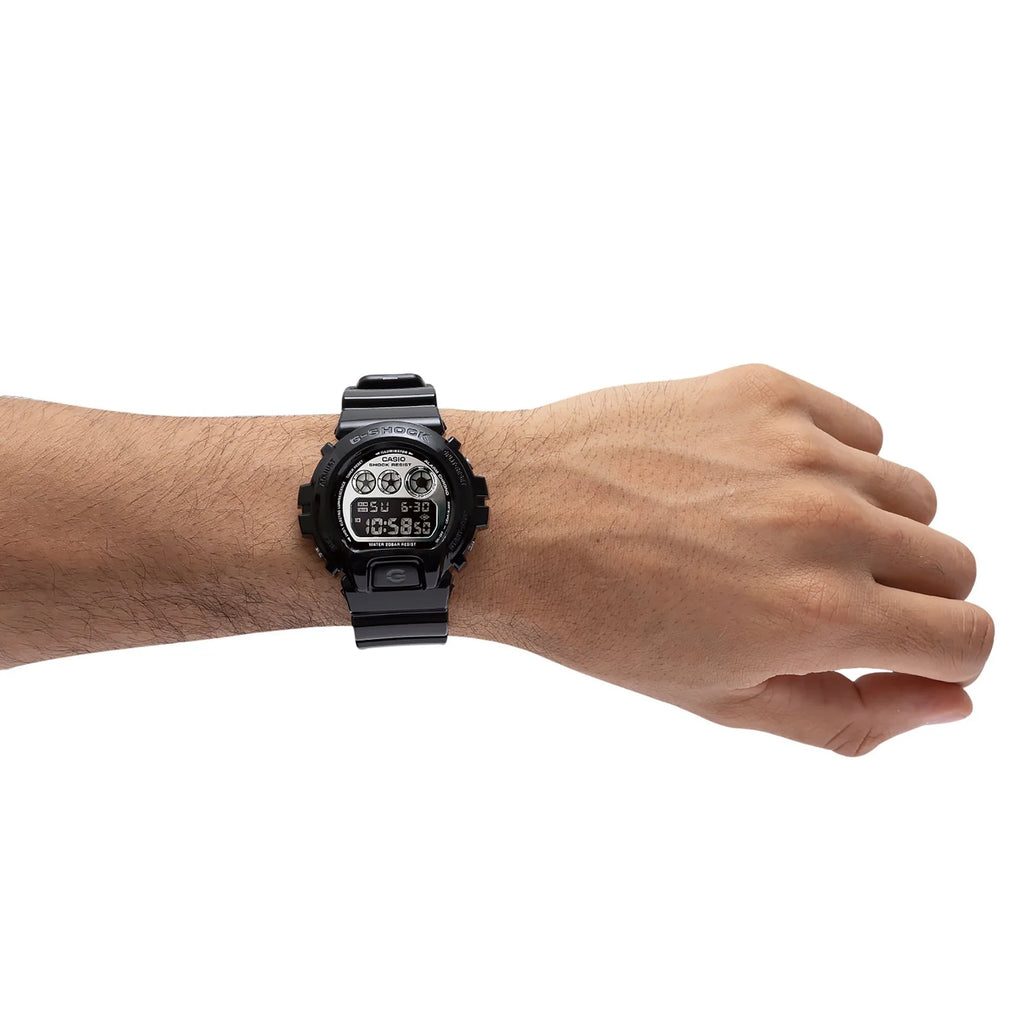 Reloj G-Shock Hombre DW-6900NB-1DR