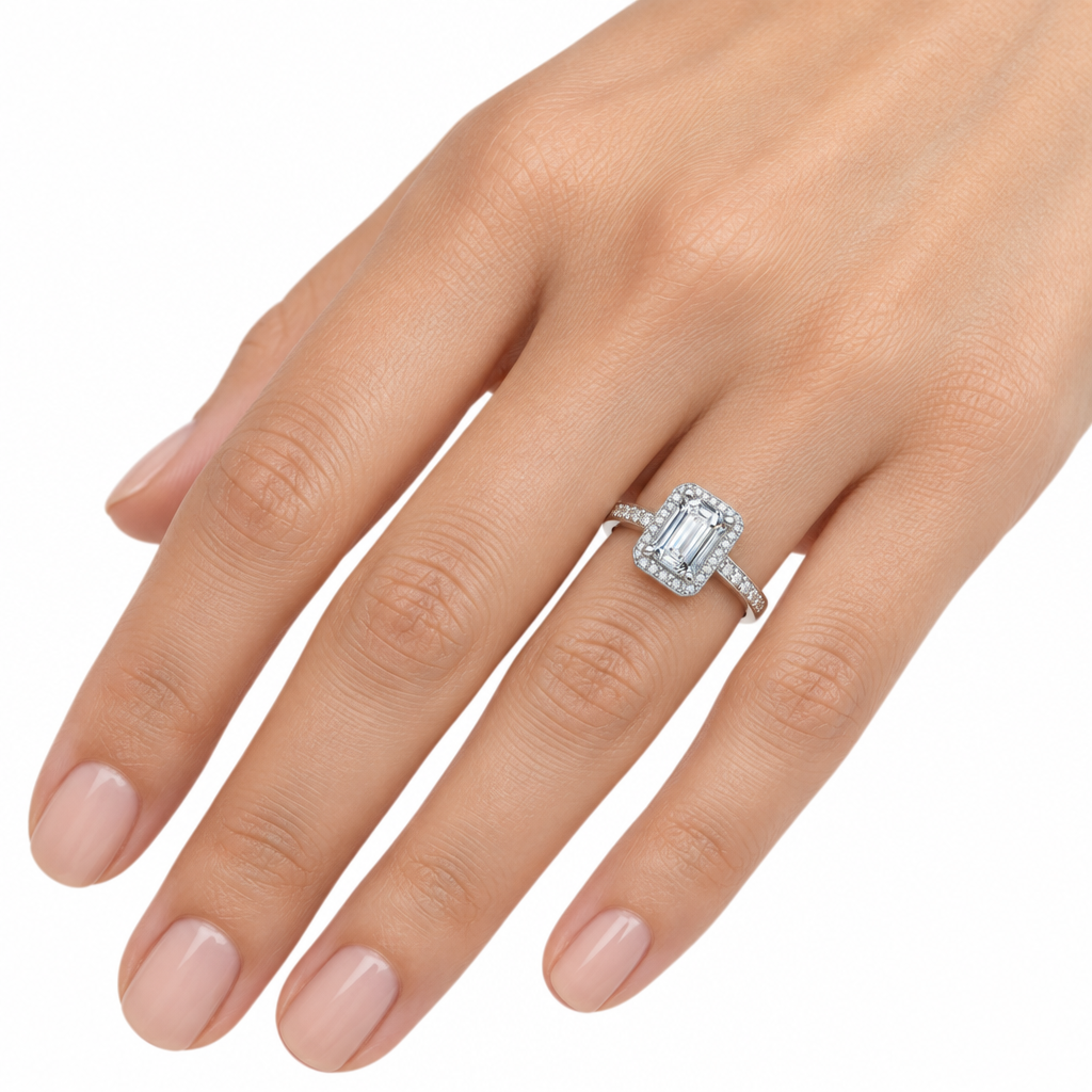 Anillo Rectangular Halo Pavé de Moissanita en Plata 925