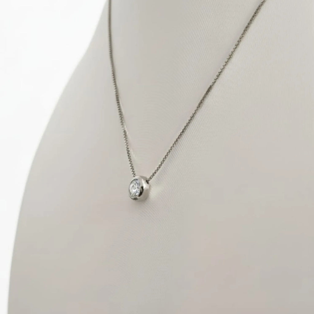 Fino Collar Punto de Luz (Plata 925 Rodinada) Circular de 6mm